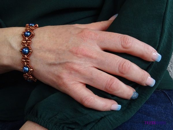 copper style beaded bracelet