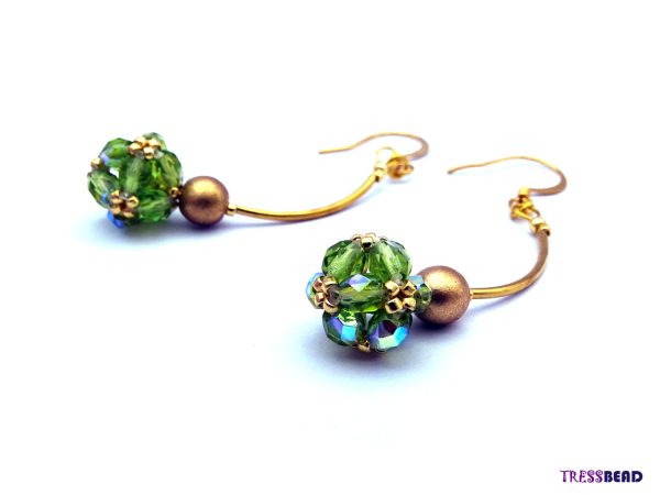 Green Beaded Bead Dangle Curved Earrings