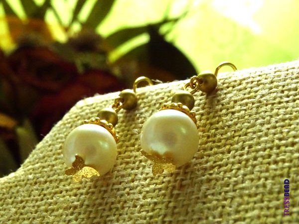 Golden Butterfly Pearl Dangle Earrings - Image 3