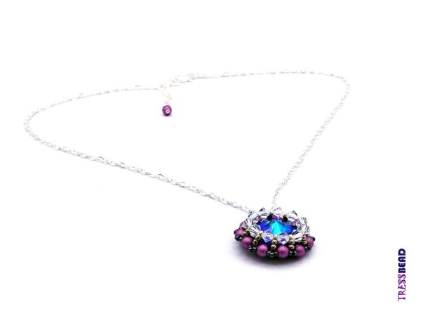 Captivating Beaded Pendant Necklace - Image 2