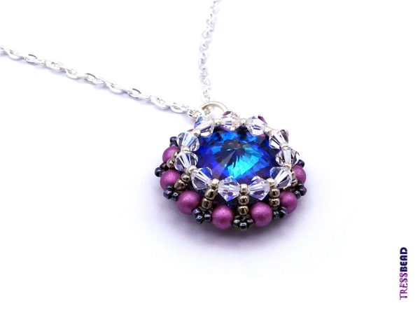 Captivating Beaded Pendant Necklace