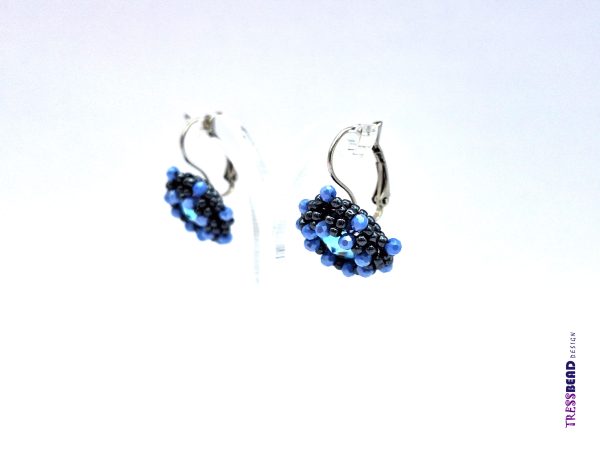 Ocean blue rivoli lever back beaded earrings