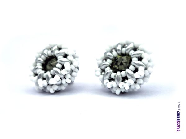 White/Gray Beaded Set - Image 5