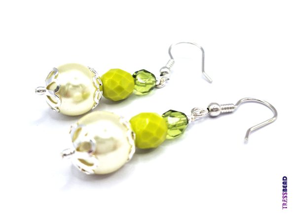 green-beaded-earrings