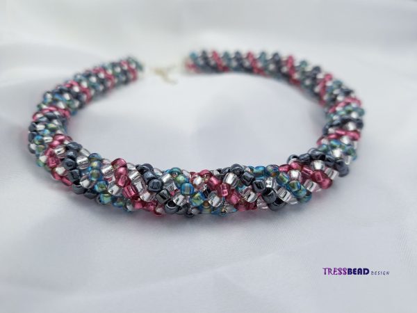 tubular-beaded-choker