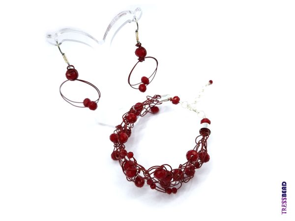 red-wire-crochet-bracelet